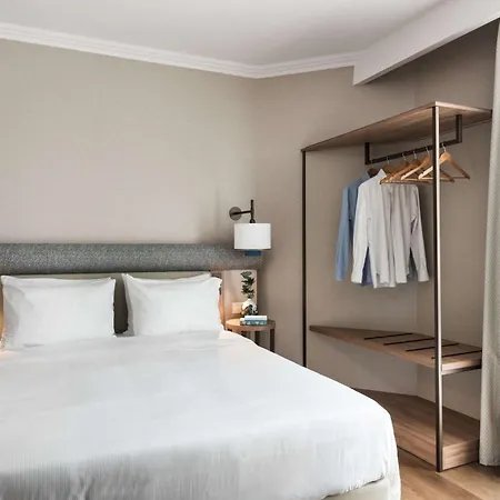 Tapestry By Hilton Ambasciatori Hotel 4*
