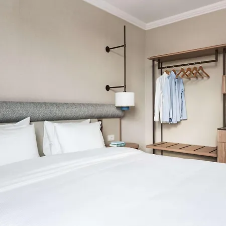 Hotell Ambasciatori Venice Mestre, Tapestry Collection By Hilton Mestre