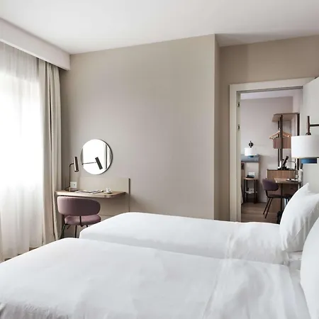 Ambasciatori Venice Mestre, Tapestry Collection By Hilton