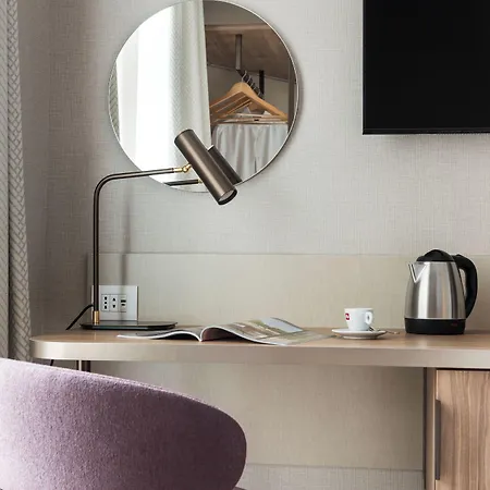 Ambasciatori Venice Mestre, Tapestry Collection By Hilton