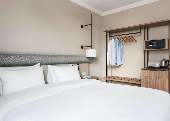 Hotel Ambasciatori Venice Mestre, Tapestry Collection By Hilton Mestre