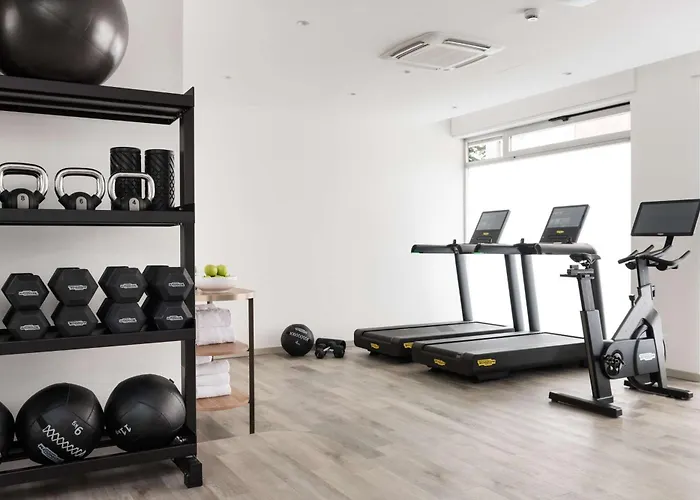 Ambasciatori Venice Mestre, Tapestry Collection By Hilton Mestre