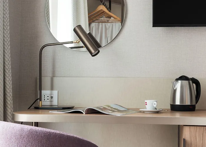 Ambasciatori Venice Mestre, Tapestry Collection By Hilton